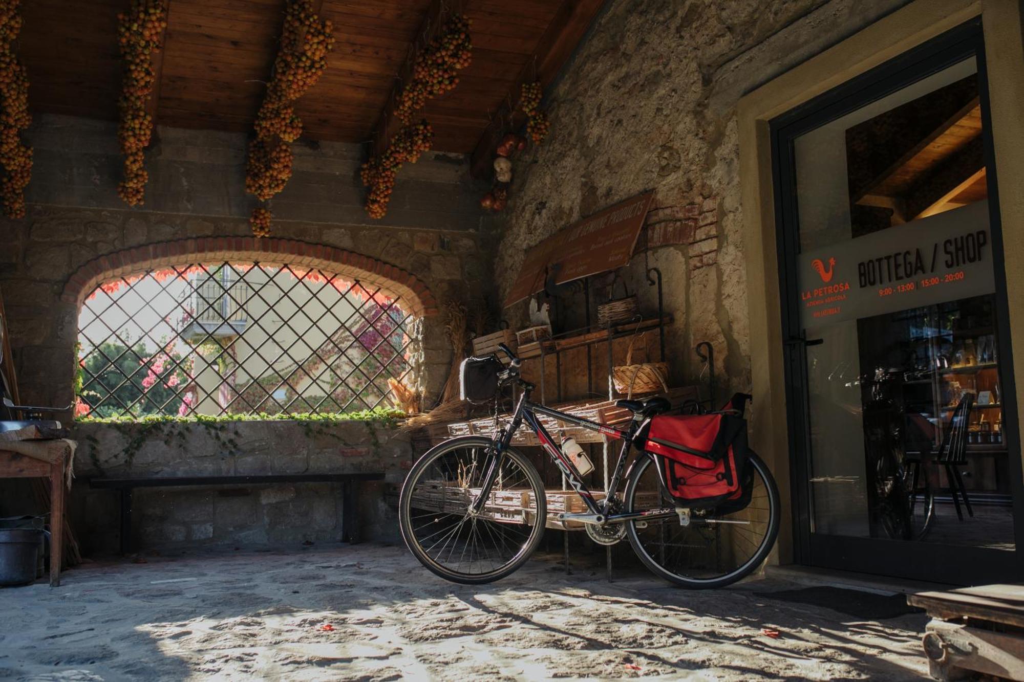 Agriturismo La Petrosa Ceraso Exterior photo