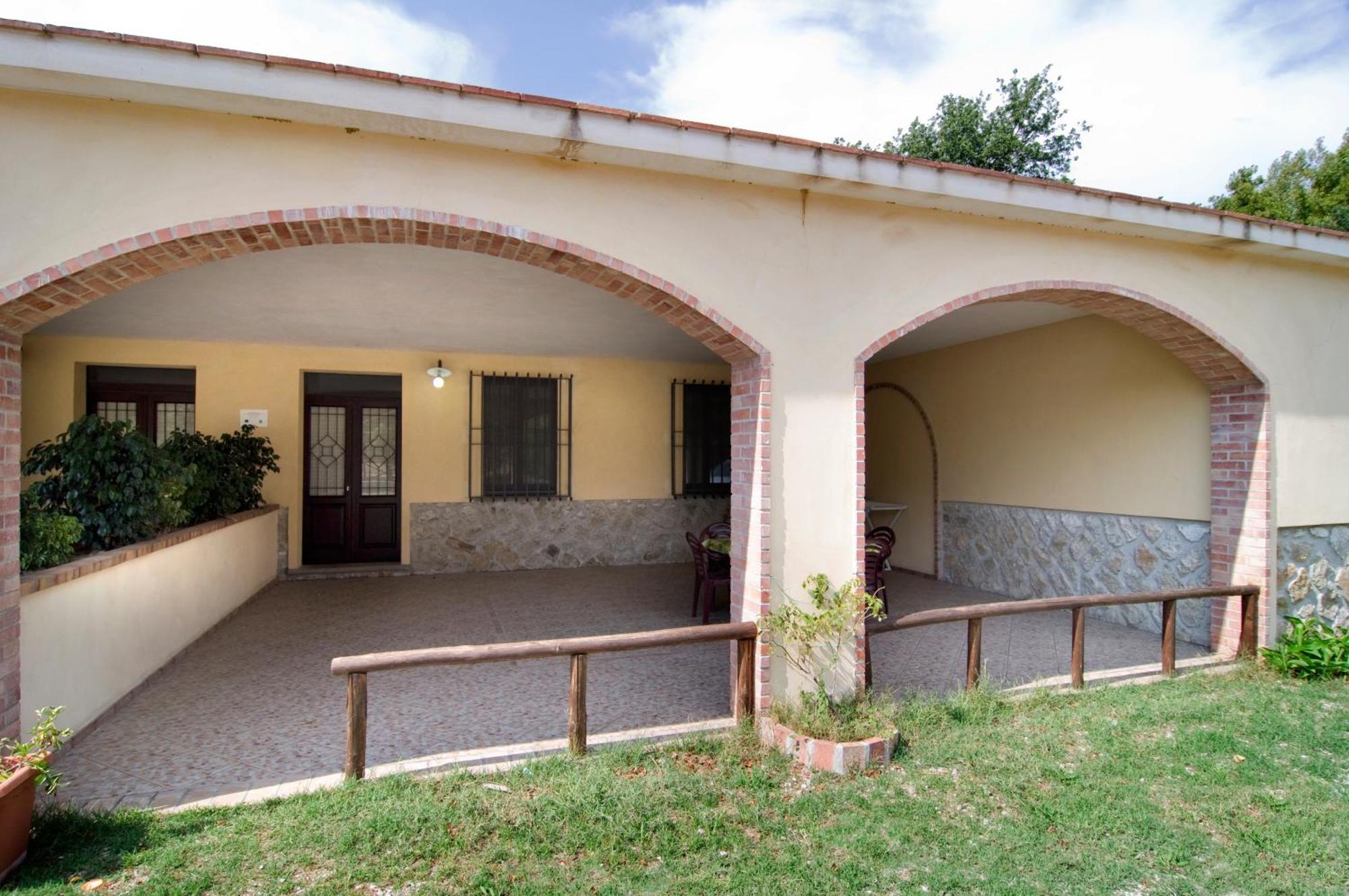 Agriturismo La Petrosa Ceraso Exterior photo