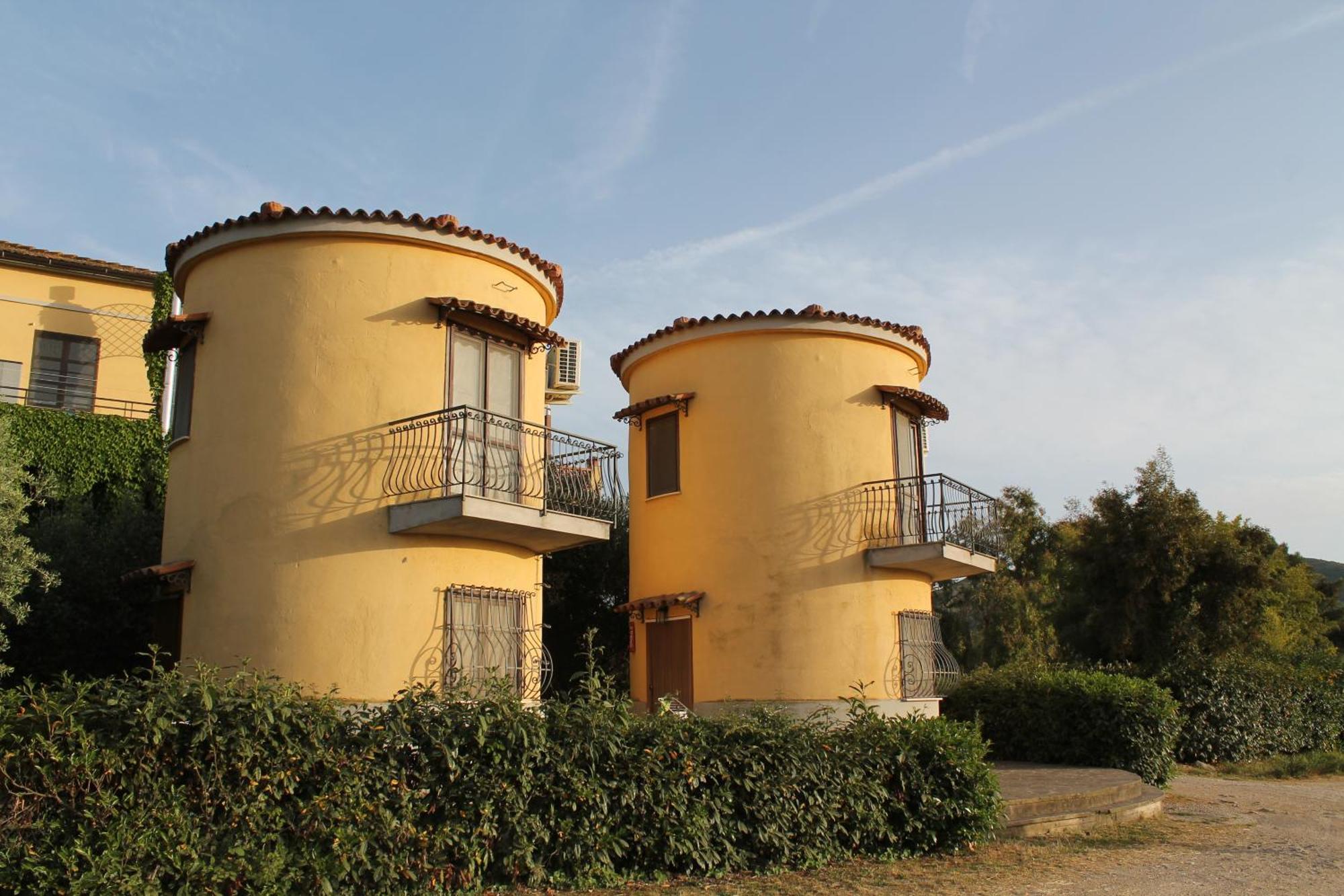 Agriturismo La Petrosa Ceraso Exterior photo
